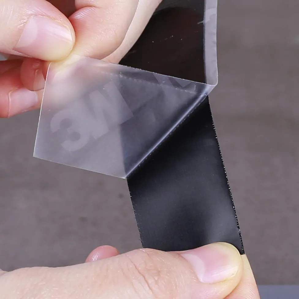 3M Hook and Loop Tape with Box Cutter