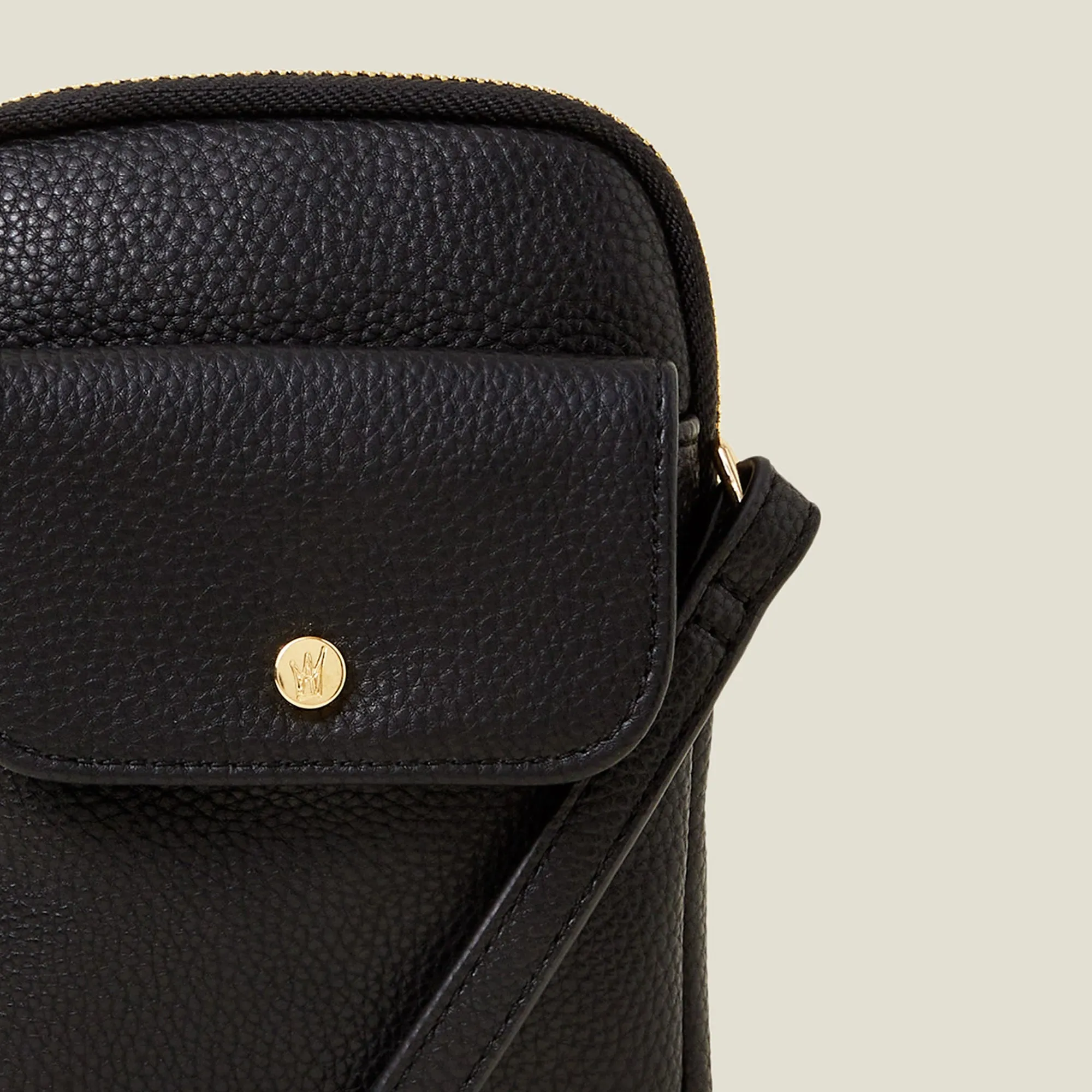 Accessorize London Women's Black Pocket Phone Bag