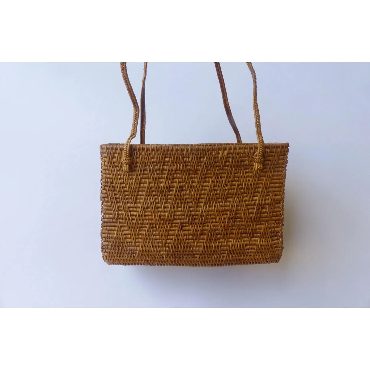 Simple Wicker Basket Bag